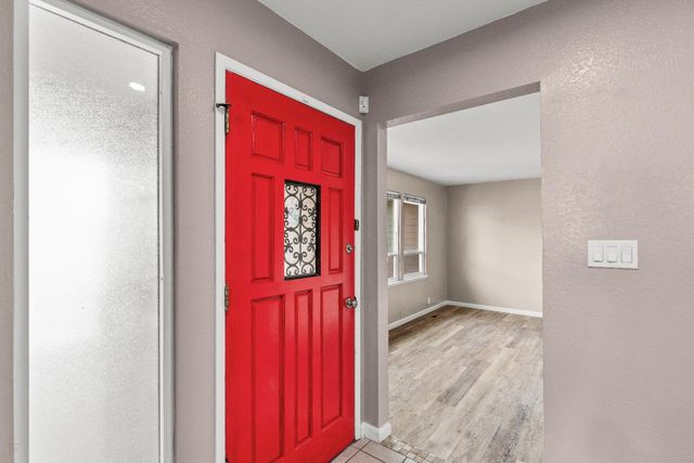 1713 Pikake, Ceres, CA 95307