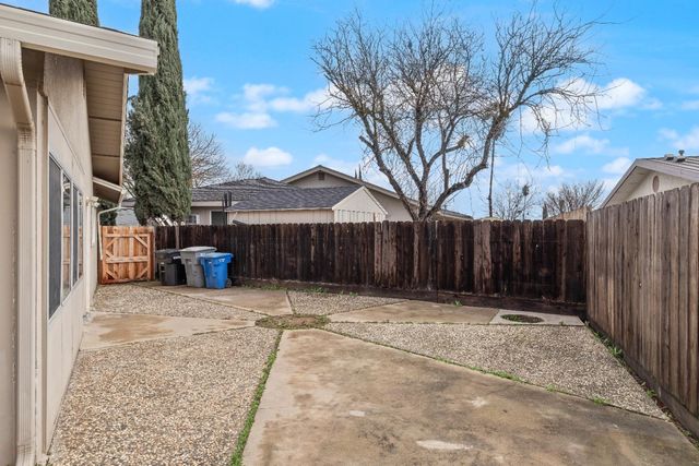 1713 Pikake, Ceres, CA 95307