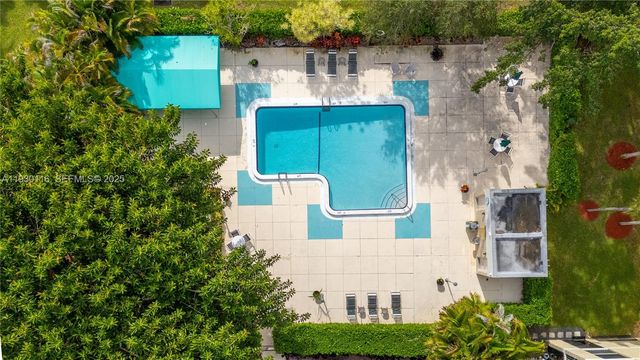 16300 Golf Club Rd 316, Weston, FL 33326