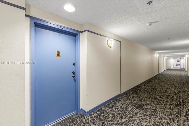 16300 Golf Club Rd 316, Weston, FL 33326