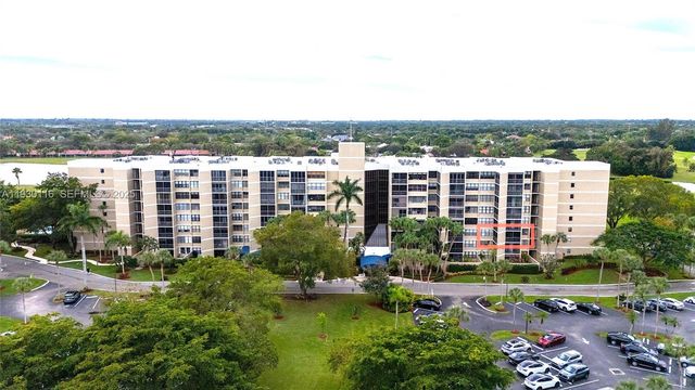 16300 Golf Club Rd 316, Weston, FL 33326