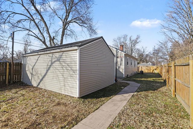 3225 Dearborn Avenue, Kalamazoo, MI 49048