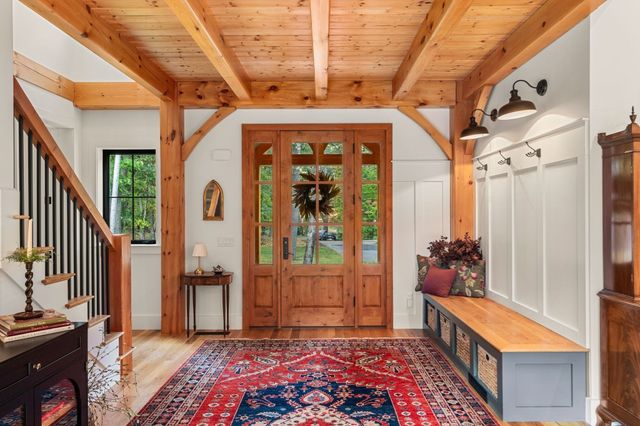 136 Washington St, Boxford, MA 01921