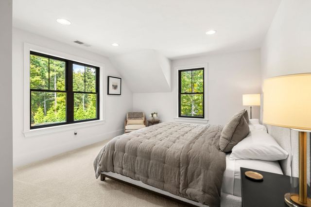 136 Washington St, Boxford, MA 01921