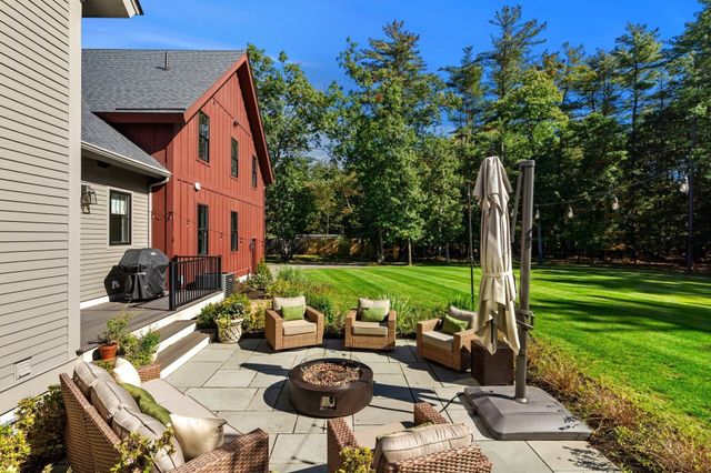 136 Washington St, Boxford, MA 01921