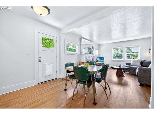 1515 N KILPATRICK St, Portland, OR 97217