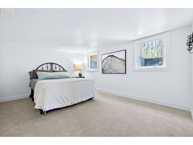 1515 N KILPATRICK St, Portland, OR 97217
