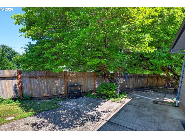 1515 N KILPATRICK St, Portland, OR 97217