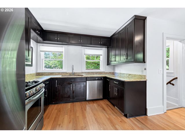 1515 N KILPATRICK St, Portland, OR 97217