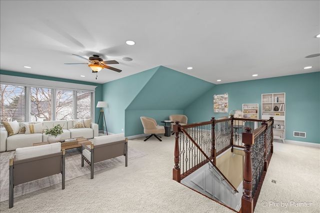 434 W Benton Avenue, Naperville, IL 60540