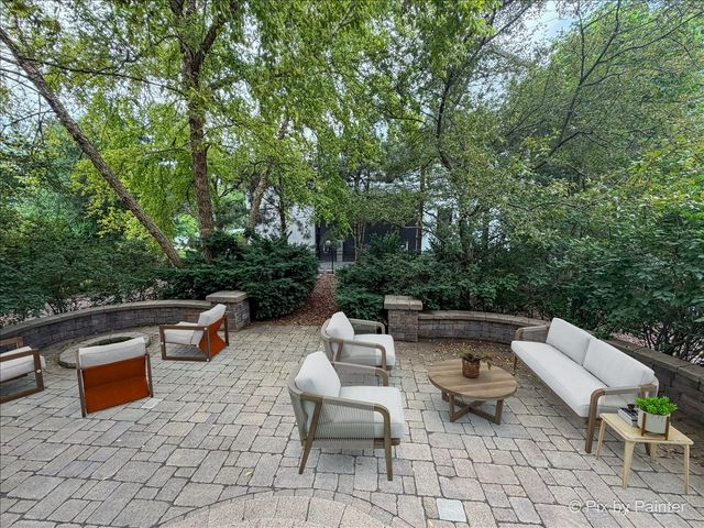 434 W Benton Avenue, Naperville, IL 60540