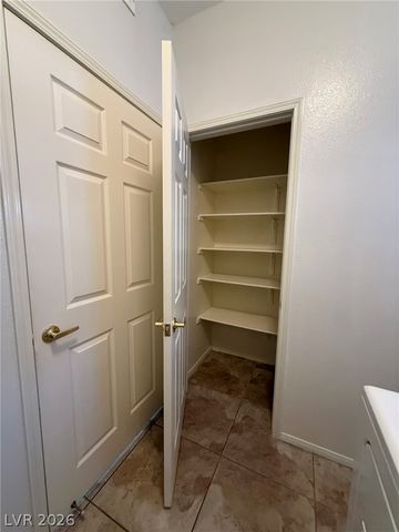 10221 Delray Beach Avenue 102, Las Vegas, NV 89129