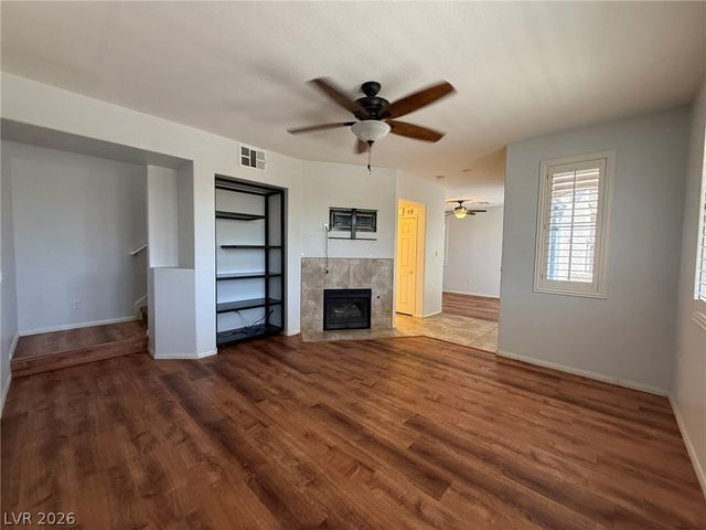 10221 Delray Beach Avenue 102, Las Vegas, NV 89129