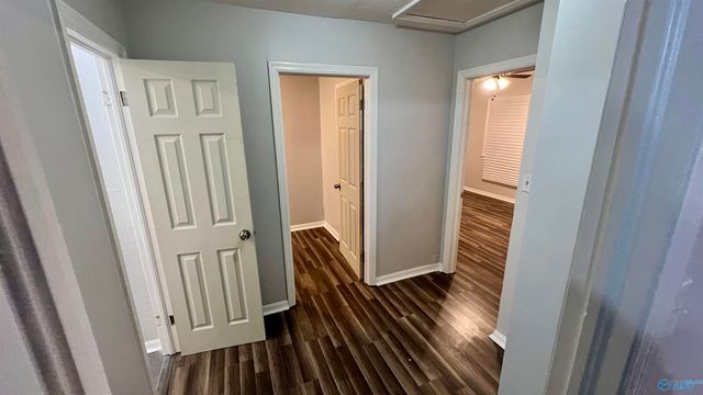 320 South Plymouth Road NW, Huntsville, AL 35811