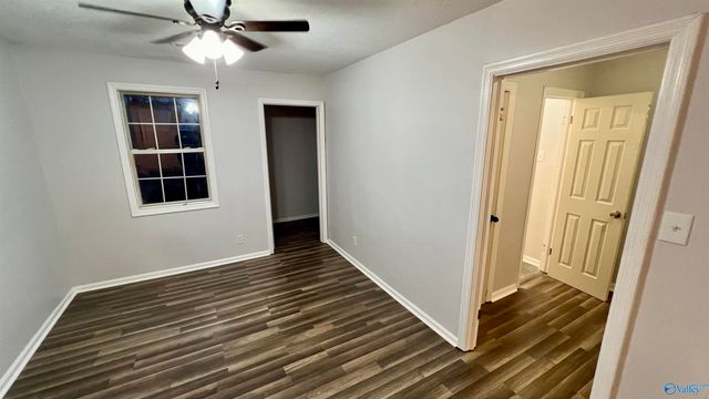 320 South Plymouth Road NW, Huntsville, AL 35811