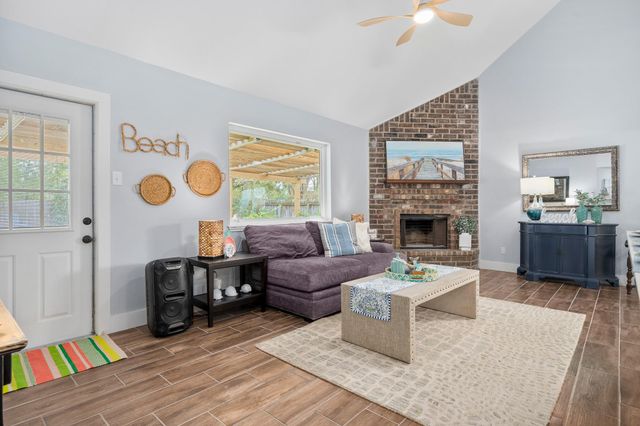 2714 Vancouver DR, Corpus Christi, TX 78414
