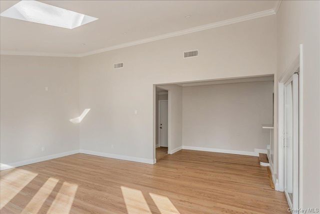 20 Shirley Court, Commack, NY 11725