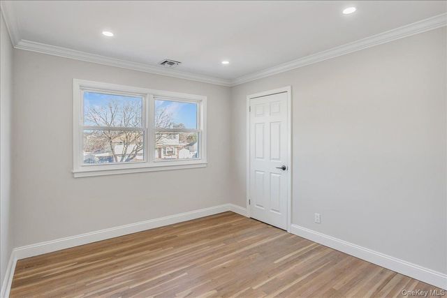 20 Shirley Court, Commack, NY 11725