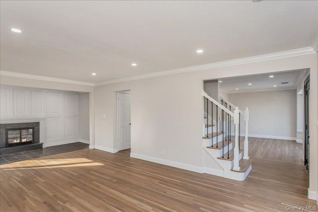 20 Shirley Court, Commack, NY 11725