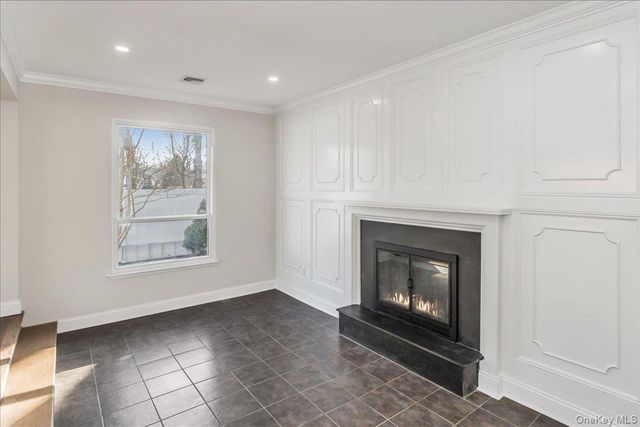 20 Shirley Court, Commack, NY 11725