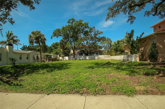 424 CHANNEL DRIVE, Tampa, FL 33606