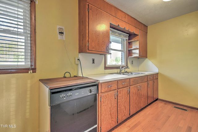 133 Fairfax Road, Kingsport, TN 37660