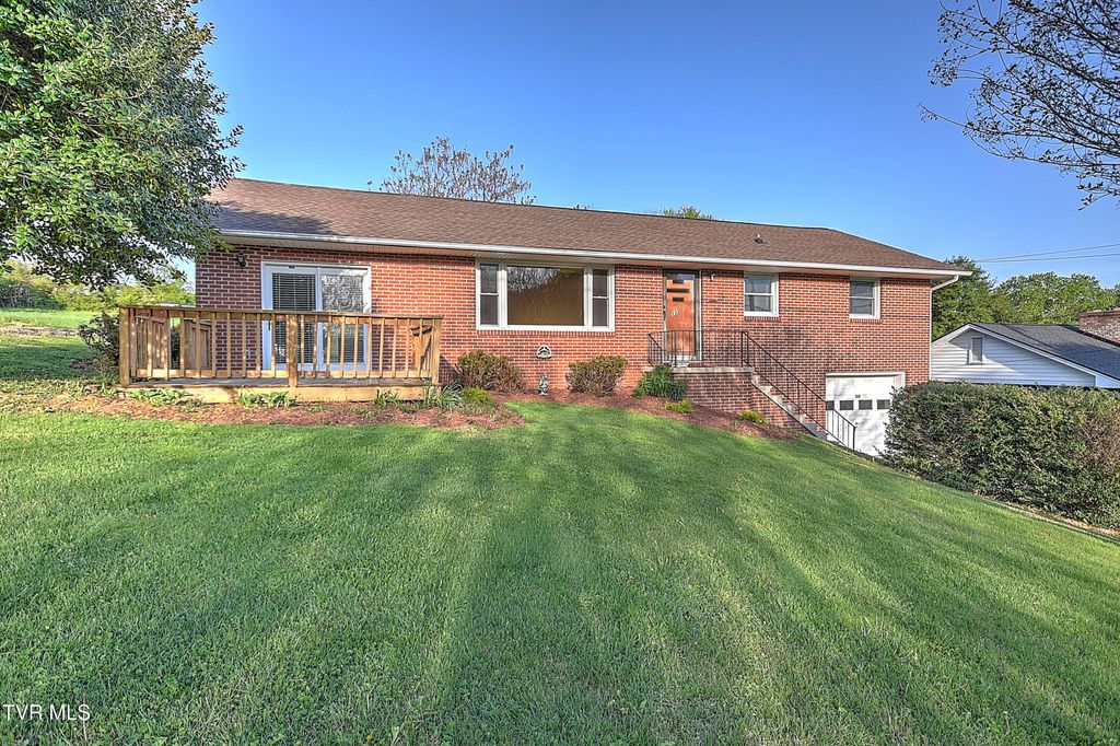 133 Fairfax Road, Kingsport, TN 37660