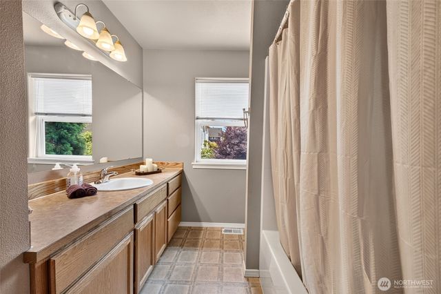 11313 177th Avenue E, Bonney Lake, WA 98391