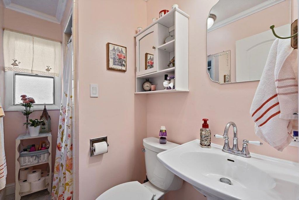 Image 20 of property listing at 1234 Suiter Street, Hollister, CA 95023