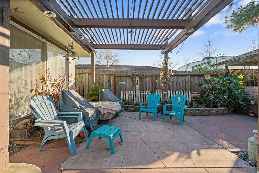 Image 24 of property listing at 1234 Suiter Street, Hollister, CA 95023