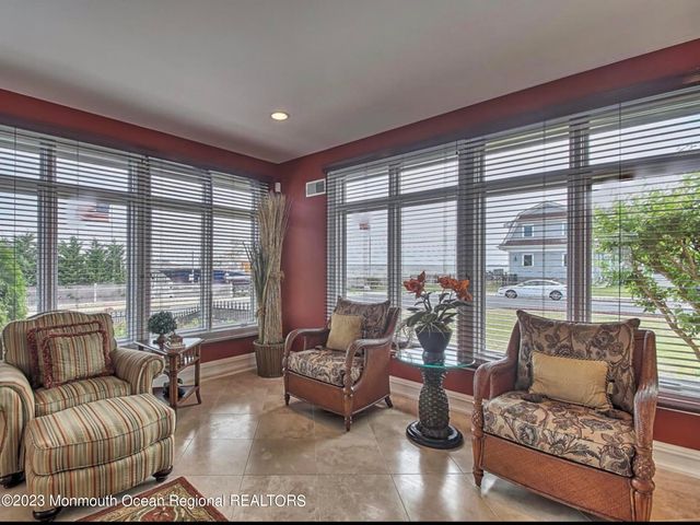 220 Pointe Drive, Mantoloking, NJ 08738