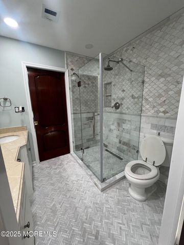 220 Pointe Drive, Mantoloking, NJ 08738