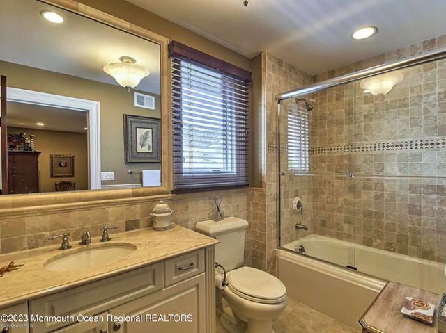 220 Pointe Drive, Mantoloking, NJ 08738