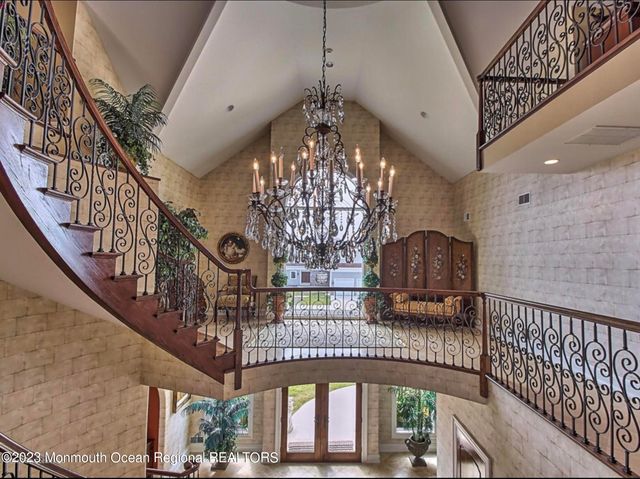 220 Pointe Drive, Mantoloking, NJ 08738