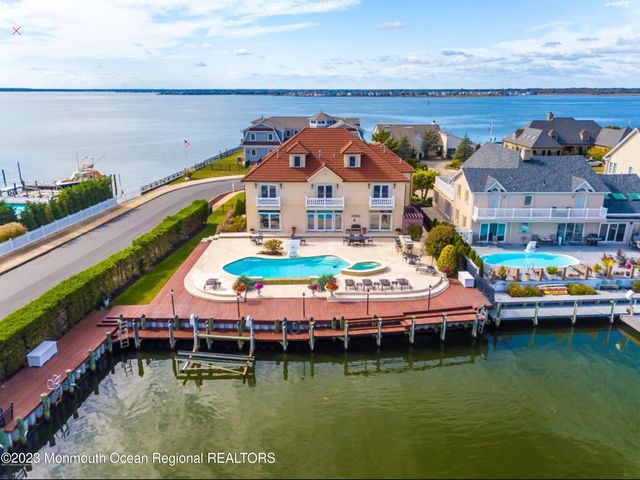 220 Pointe Drive, Mantoloking, NJ 08738