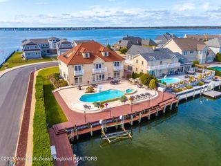 220 Pointe Drive, Mantoloking, NJ 08738