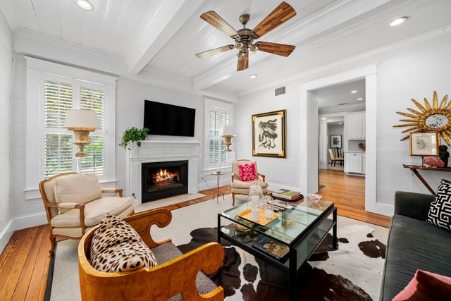 722 Jackson Street, Columbus, TX 78934