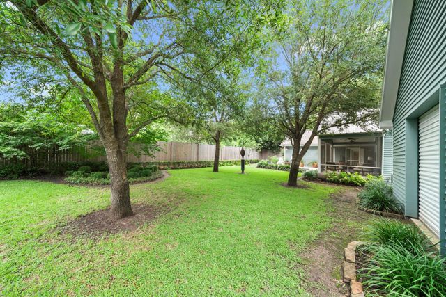 722 Jackson Street, Columbus, TX 78934