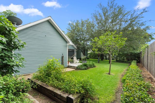 722 Jackson Street, Columbus, TX 78934