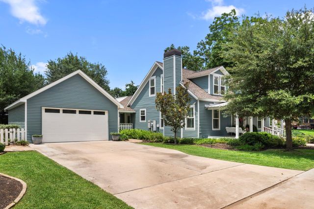 722 Jackson Street, Columbus, TX 78934