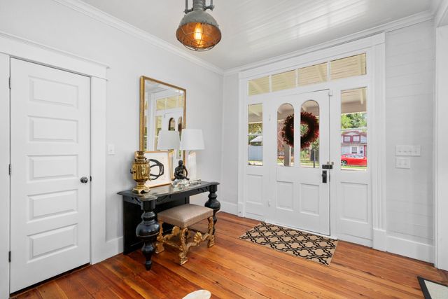 722 Jackson Street, Columbus, TX 78934