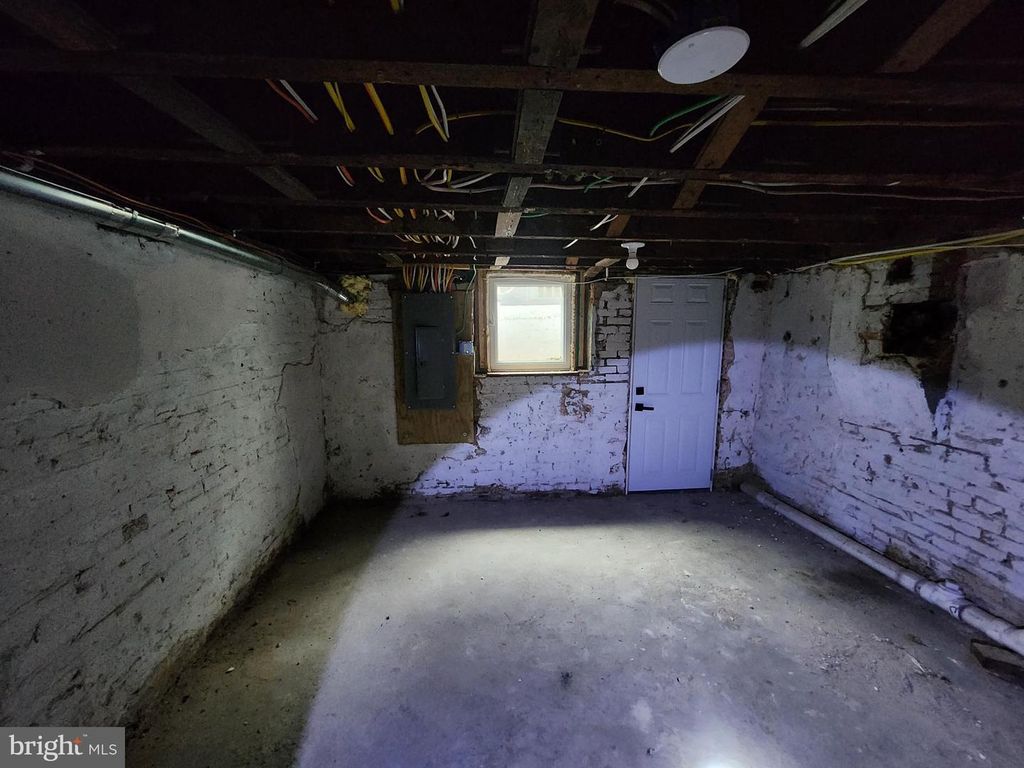 Image 16 of property listing at 1347 HERKIMER ST, Baltimore, MD 21223