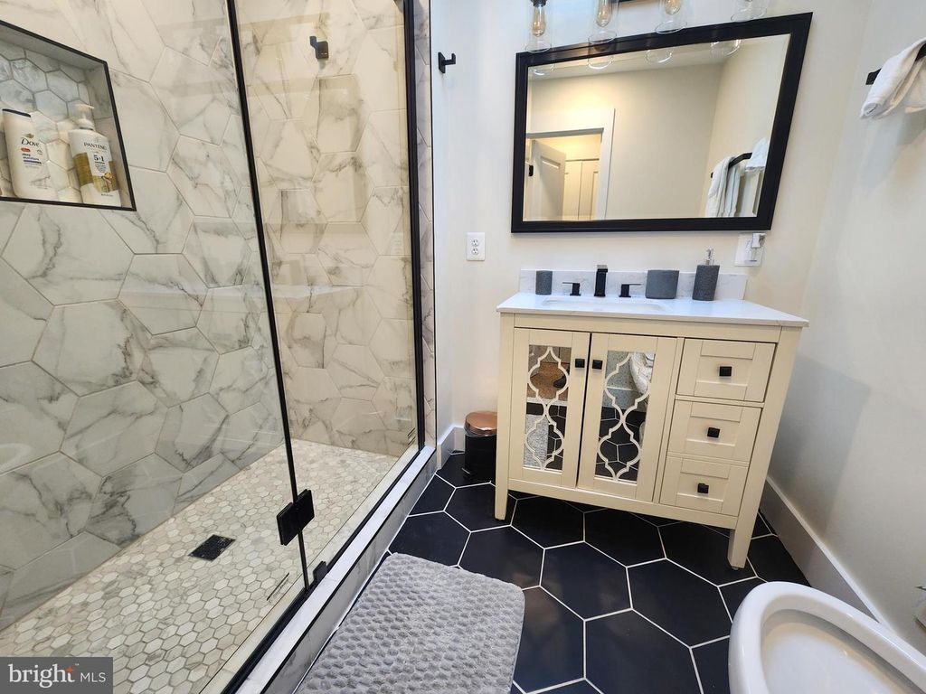 Image 24 of property listing at 1347 HERKIMER ST, Baltimore, MD 21223