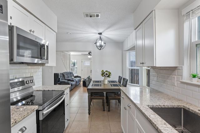 73 Kelly Way, Valparaiso, FL 32580