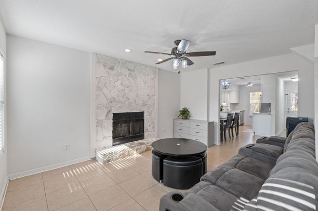 73 Kelly Way, Valparaiso, FL 32580