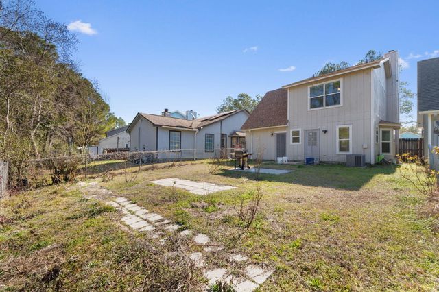 73 Kelly Way, Valparaiso, FL 32580