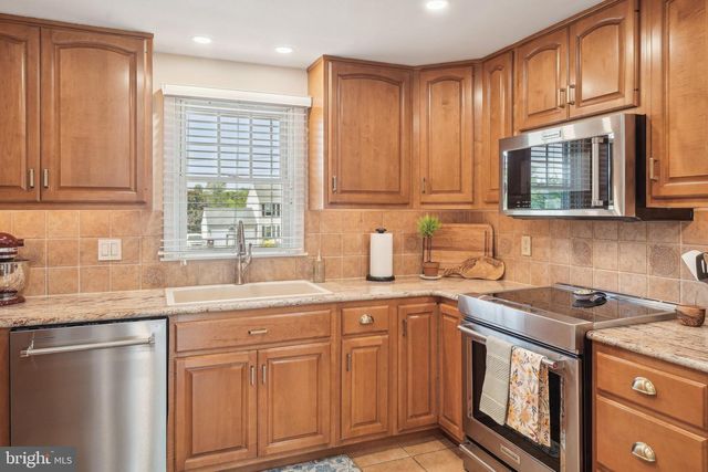 8503 MEMORIAL DRIVE, Green Lane, PA 18054