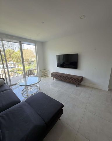 2851 NE 183rd St 212E, Aventura, FL 33160