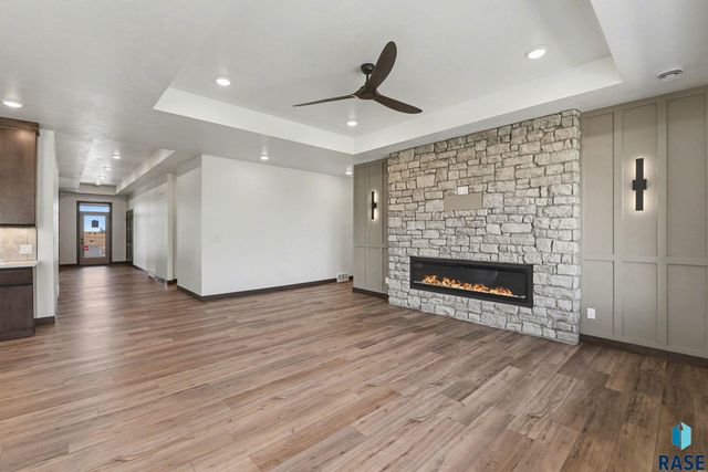 825 N Sylvan Dr Drive, Sioux Falls, SD 57110