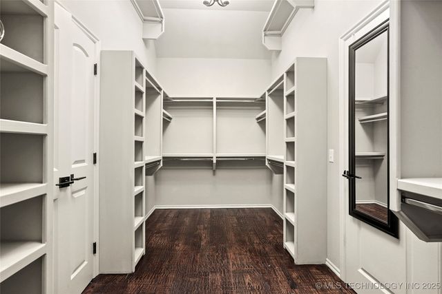 2236 W Charlotte Street, Broken Arrow, OK 74011